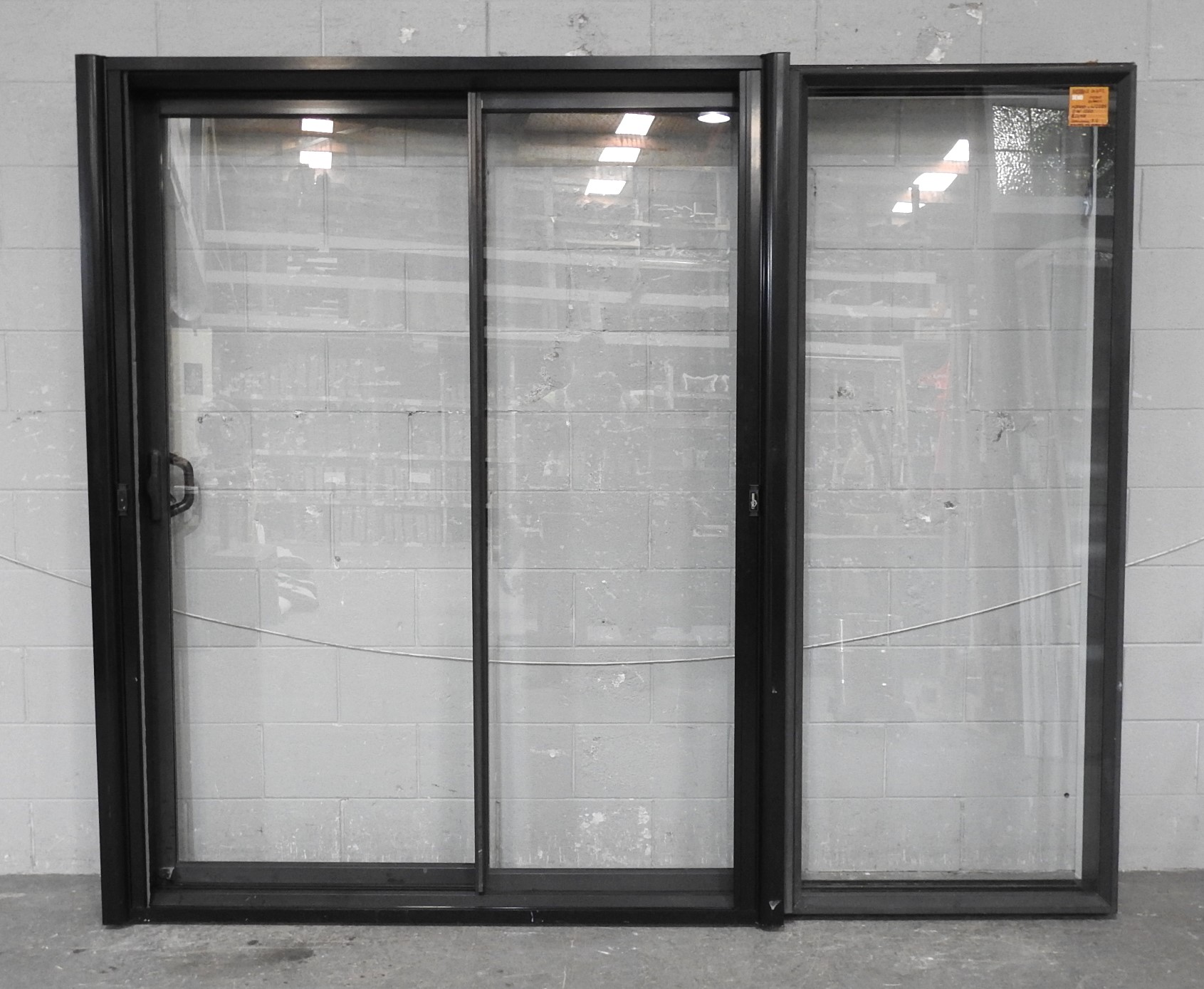 Ironsand Aluminium Stacker Sliding Door With Sliding Bug Screen