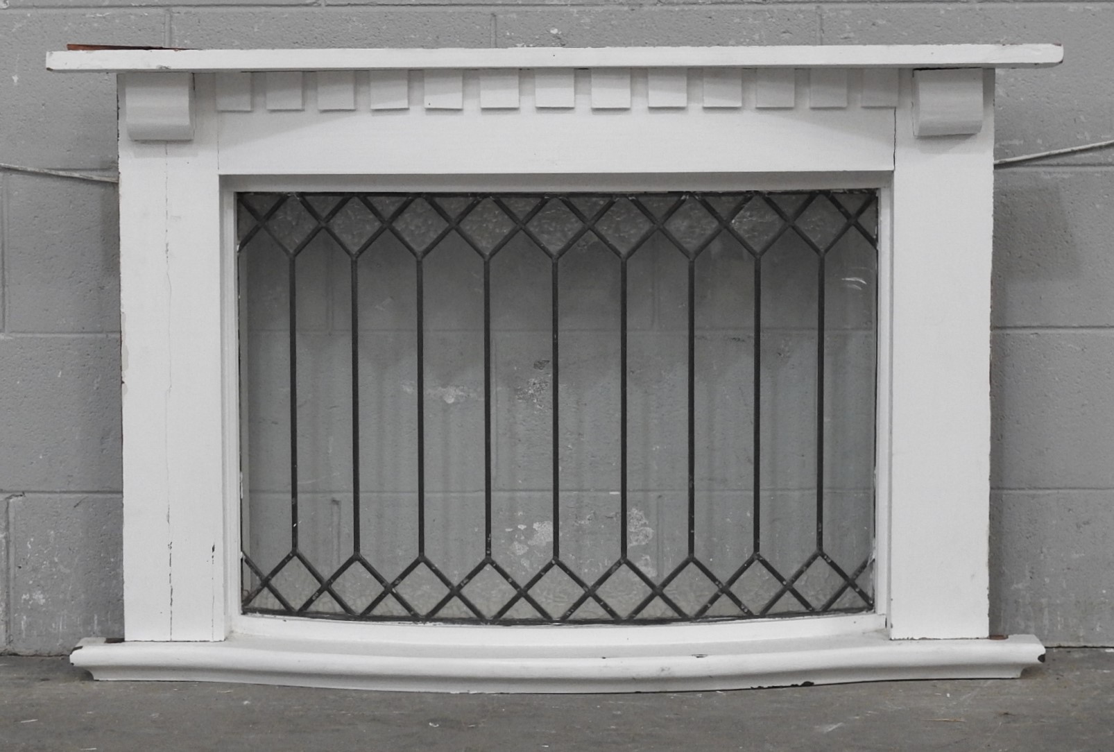 Bungalow Wooden Leadlight Bow Window