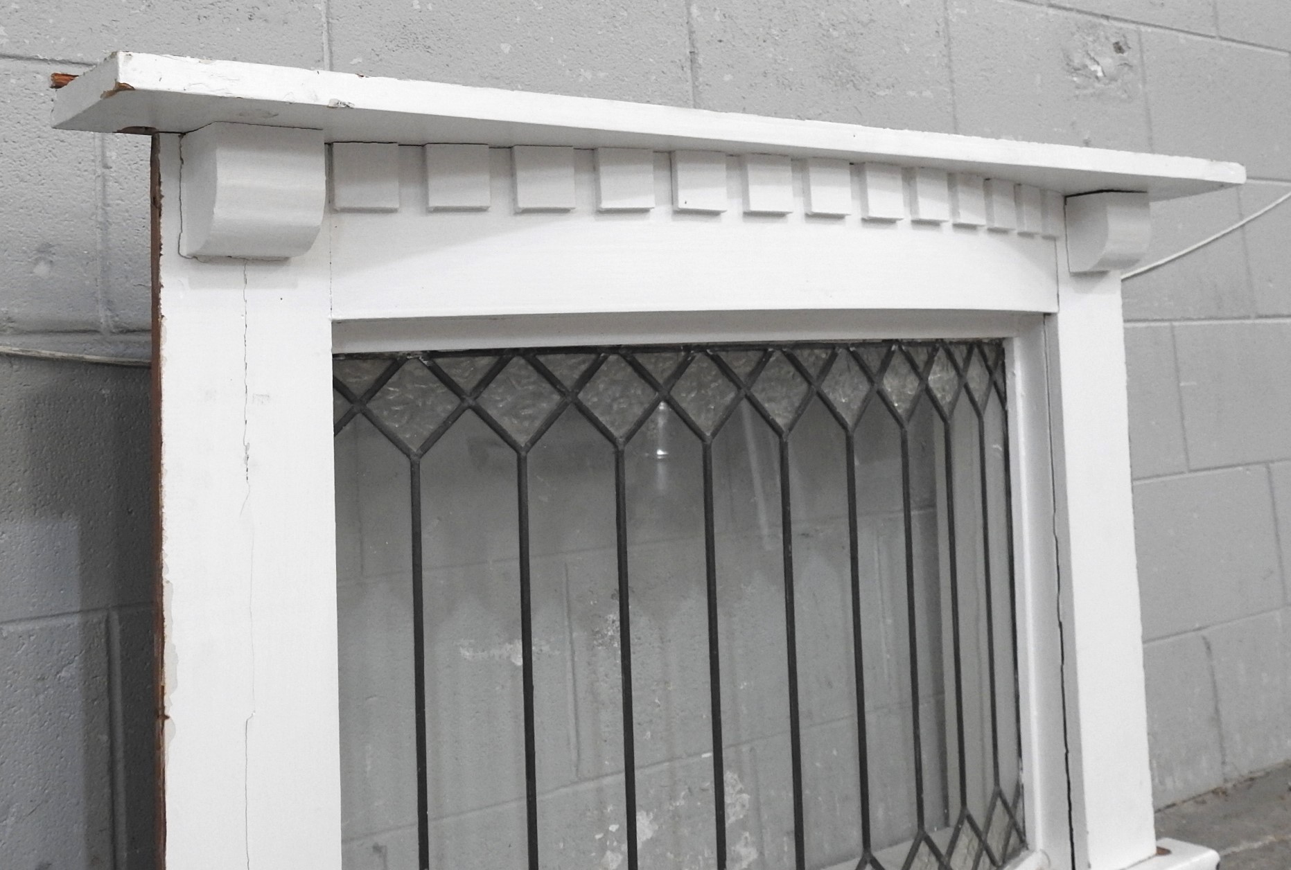 Bungalow Wooden Leadlight Bow Window