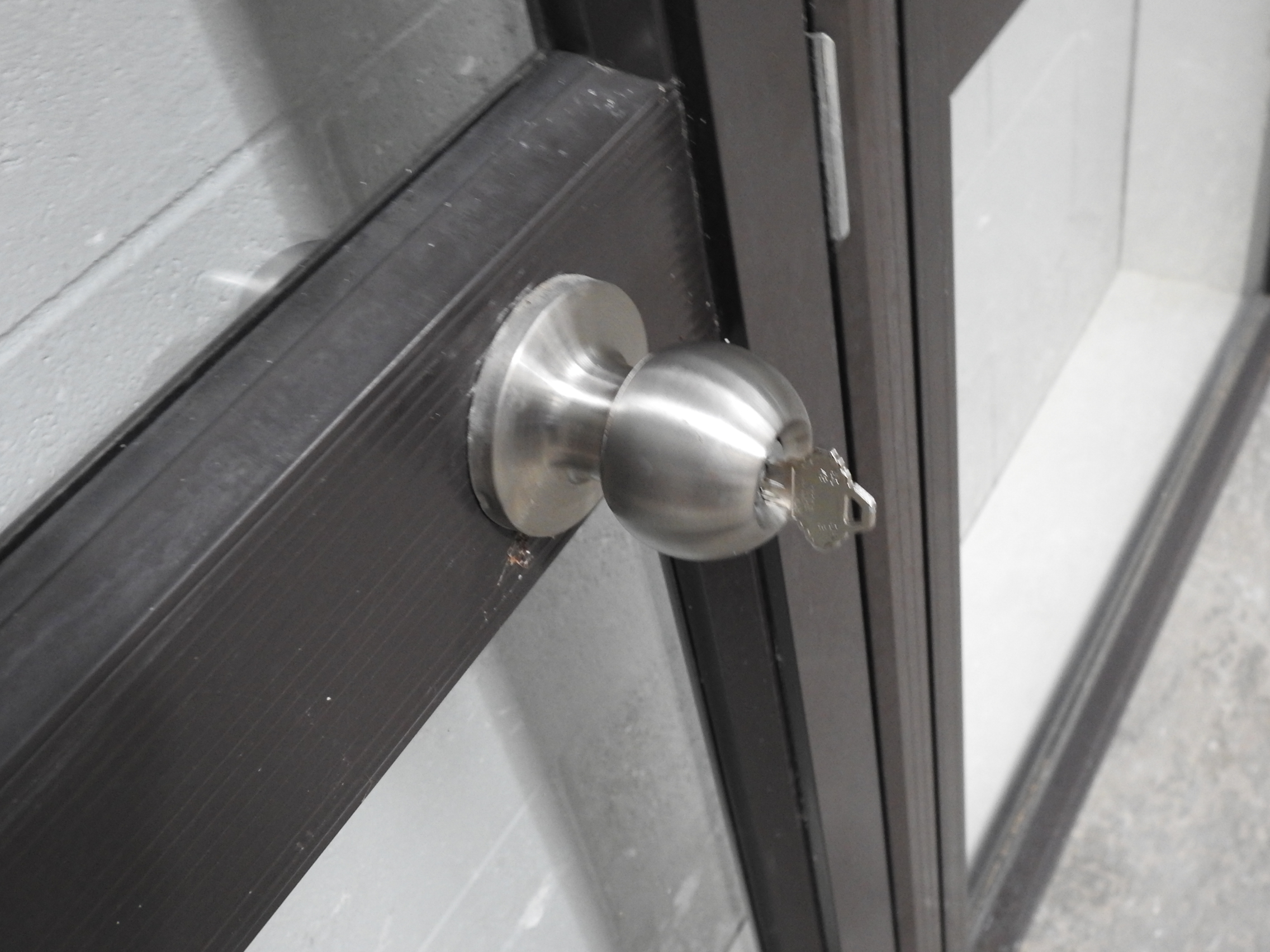 Brown Aluminium Door With Awning Window Sidelight