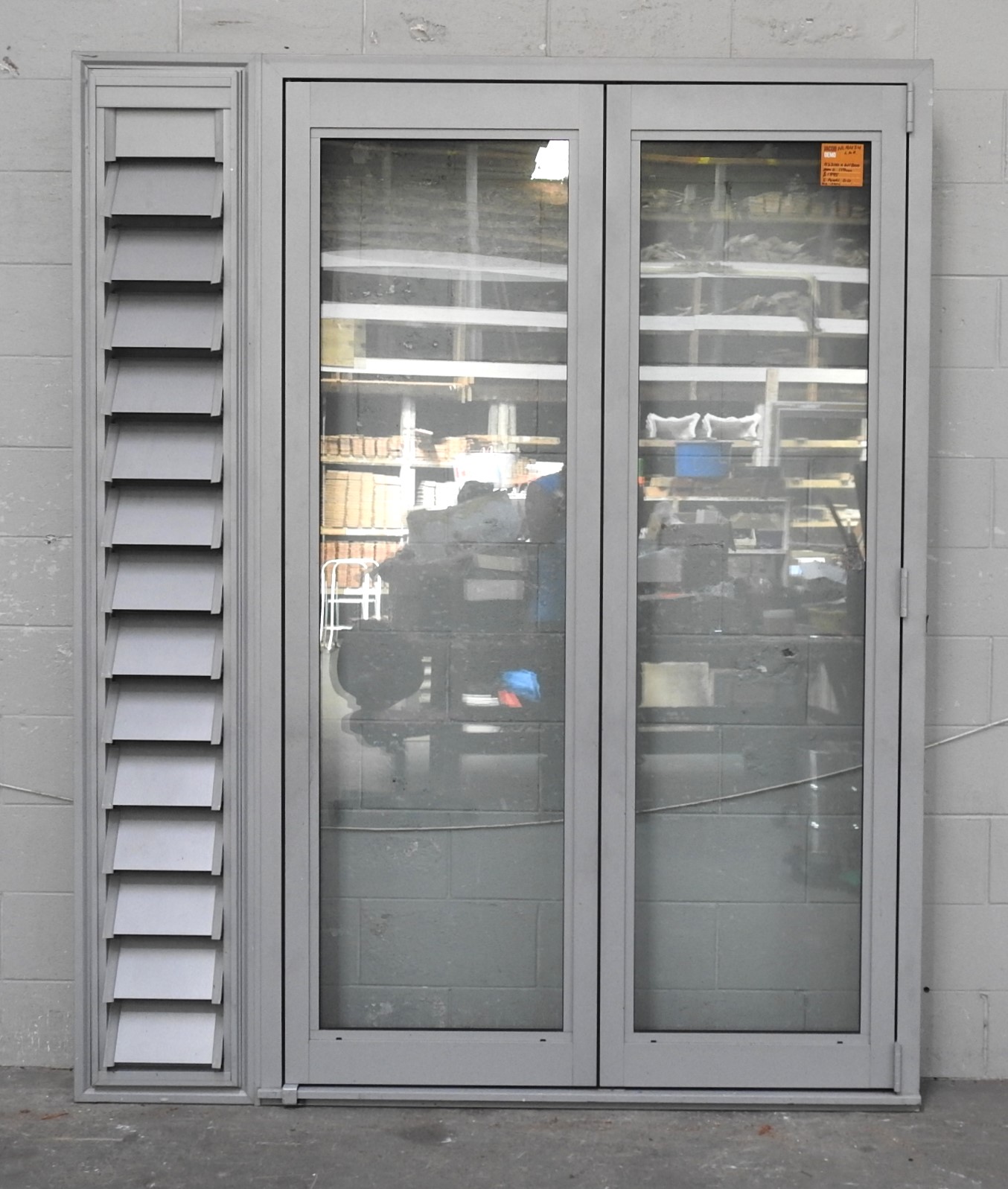 Silver Pearl Aluminium Bi-Fold Door Double Glazed