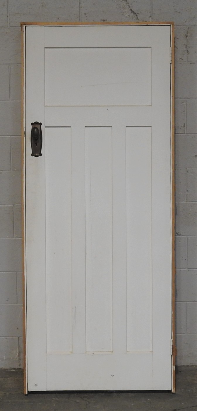 Wooden Bungalow Interior 3 Panel Door - Hung