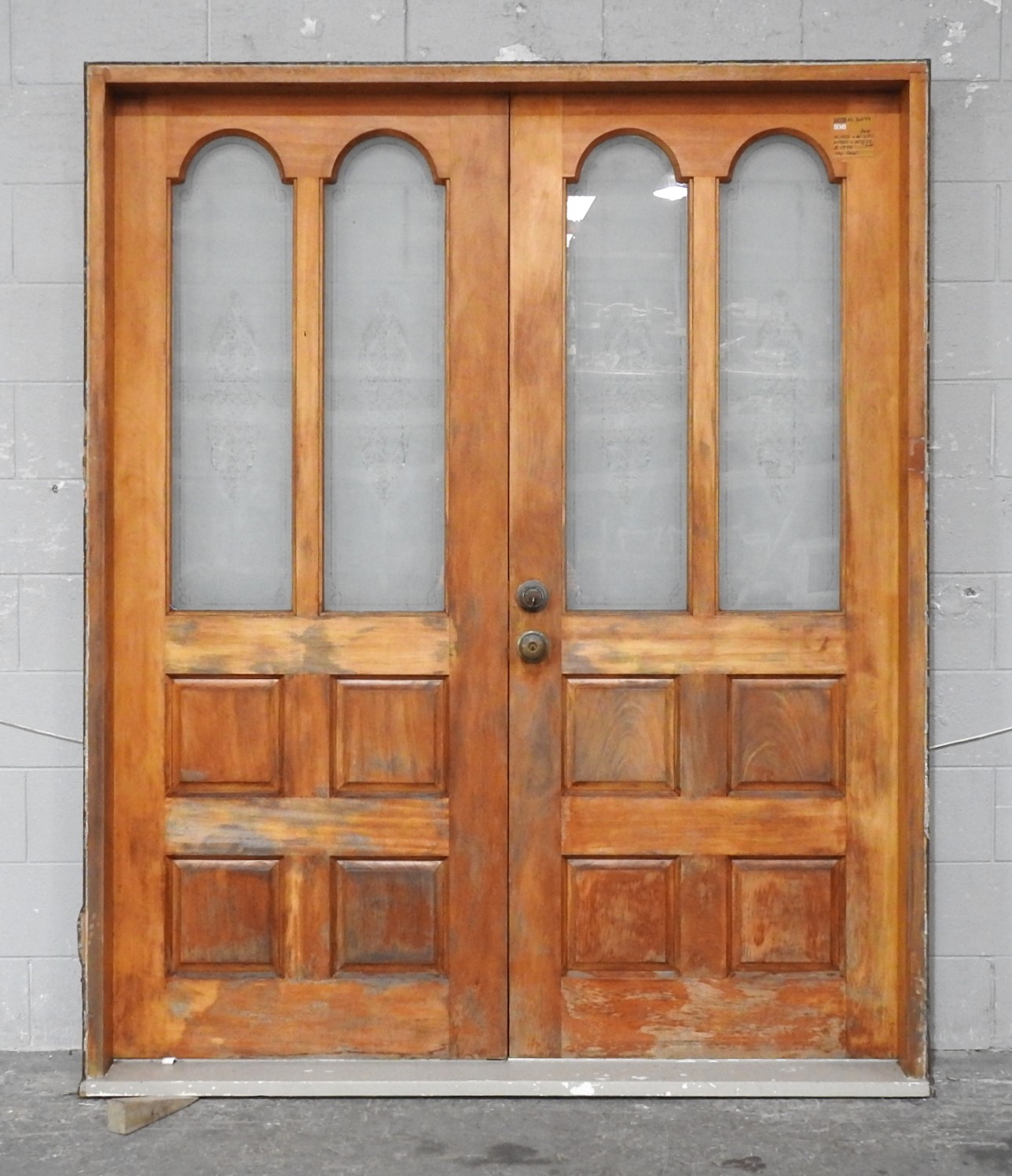 Villa Style Wooden 6-Panel Double Entrance Doors in Frame