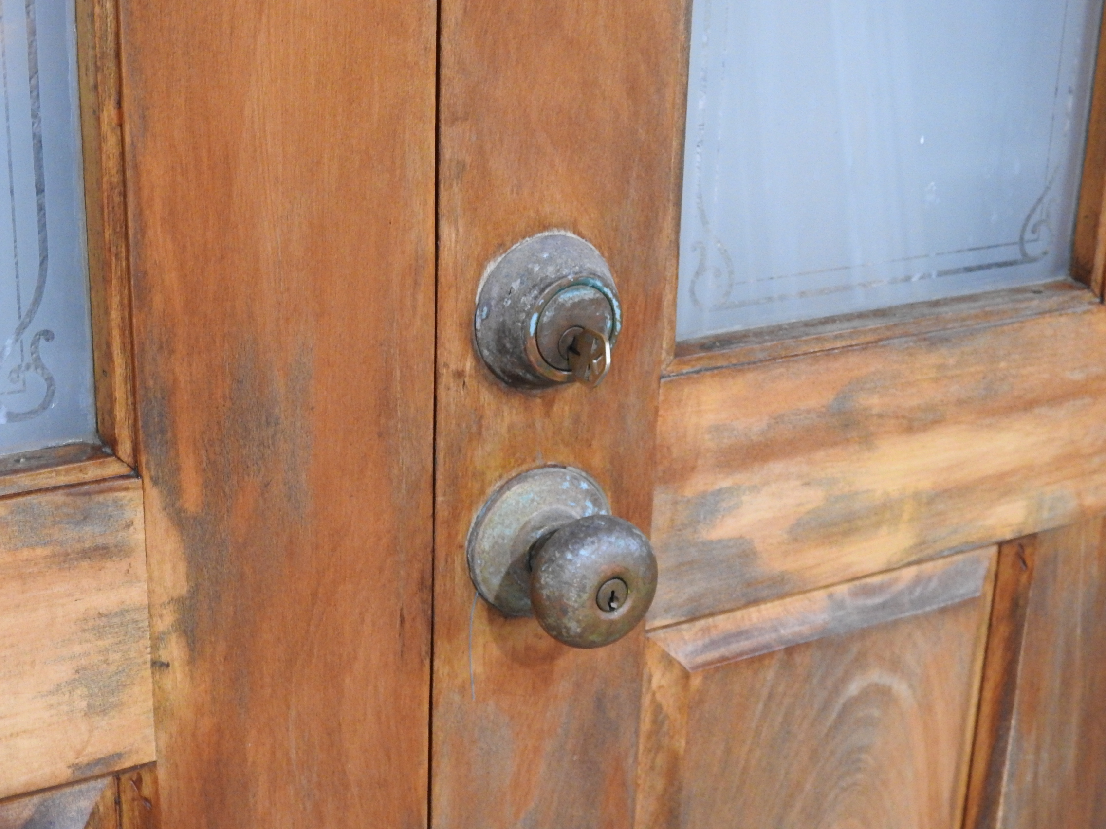 Villa Style Wooden 6-Panel Double Entrance Doors in Frame