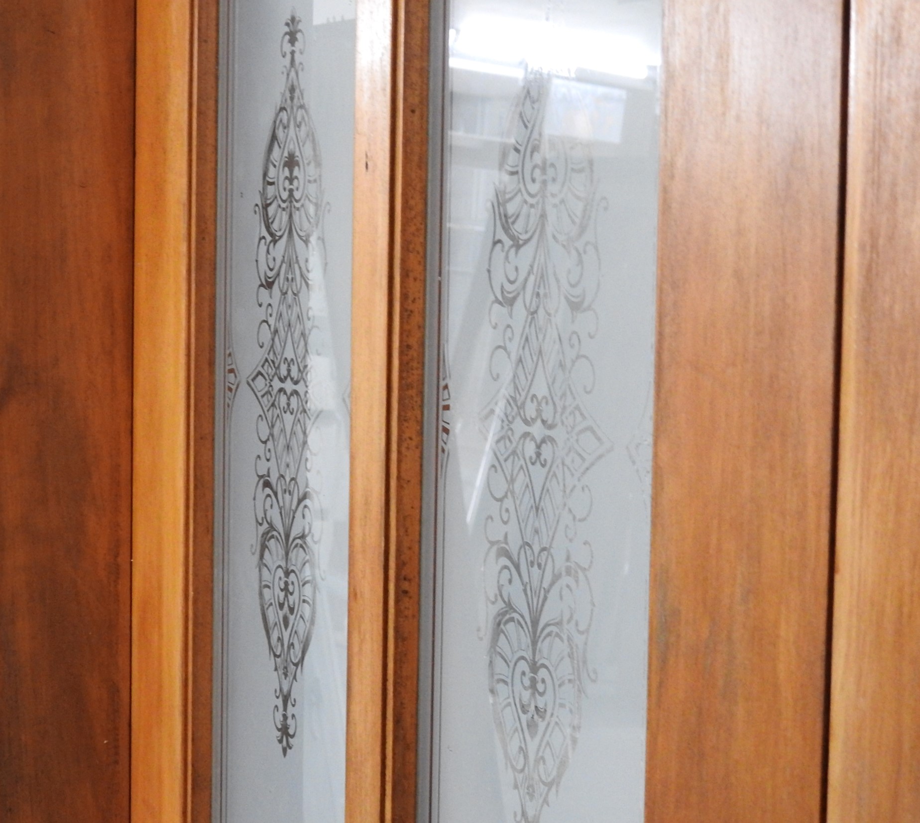 Villa Style Wooden 6-Panel Double Entrance Doors in Frame