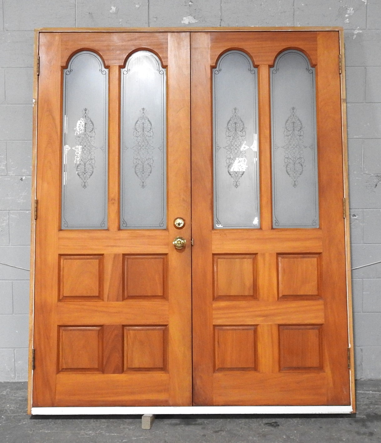 Villa Style Wooden 6-Panel Double Entrance Doors in Frame