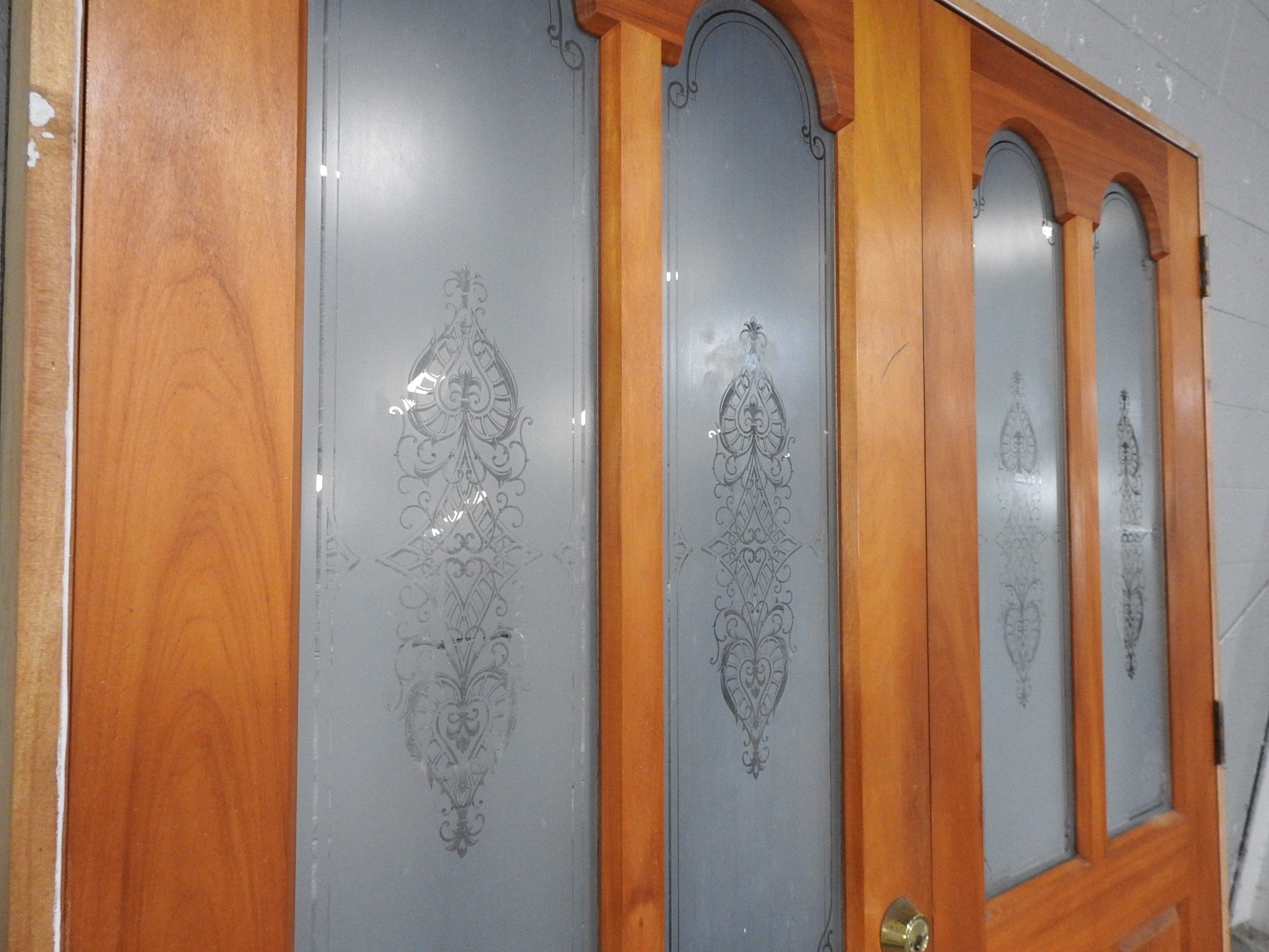 Villa Style Wooden 6-Panel Double Entrance Doors in Frame