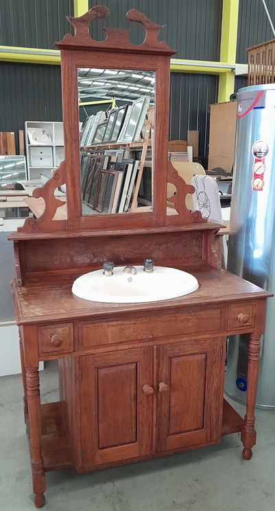 Beautiful solid timber Vanity