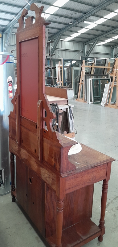 Beautiful solid timber Vanity
