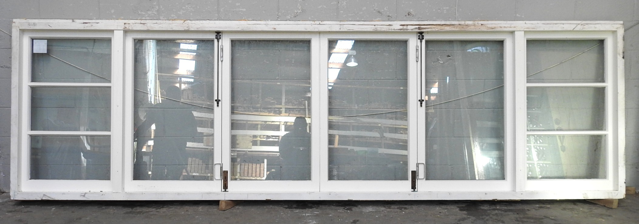 Wooden Bi-Fold Window - Middle opening